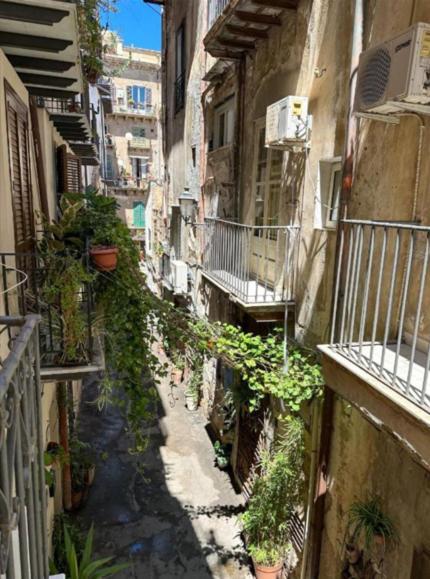 Ferienwohnung Triscele House - Corrieri Palermo Exterior foto